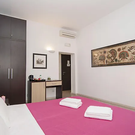 Flowerome Bed & Breakfast 4*