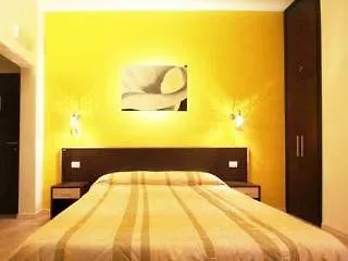 Flowerome Bed & Breakfast 4*