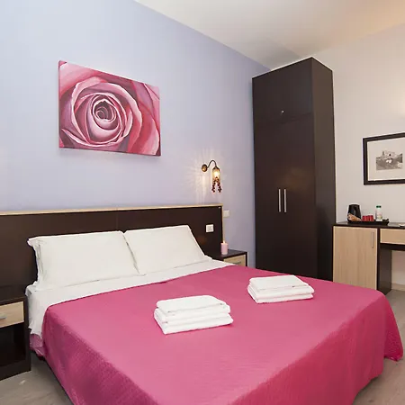 Nocleg ze śniadaniem Flowerome 4*