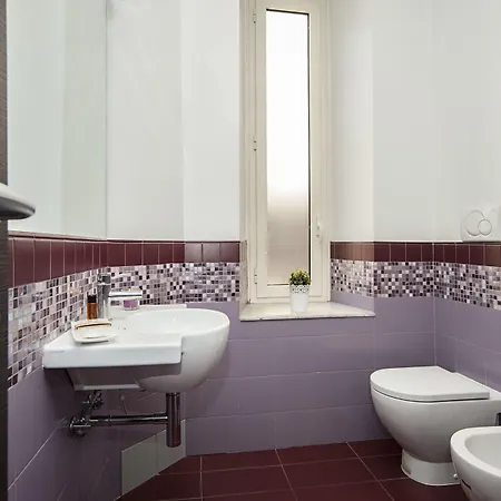 Nocleg ze śniadaniem Flowerome 4*