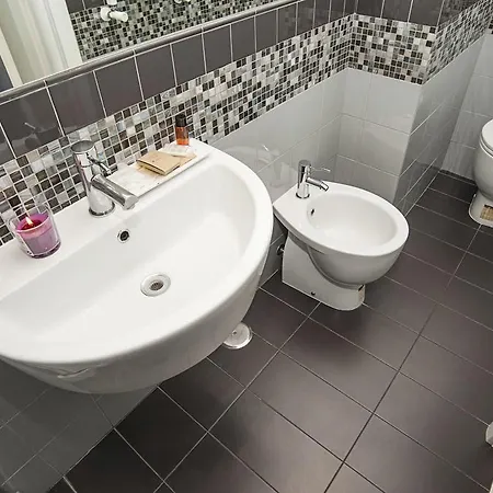 Flowerome Bed and breakfast Roma