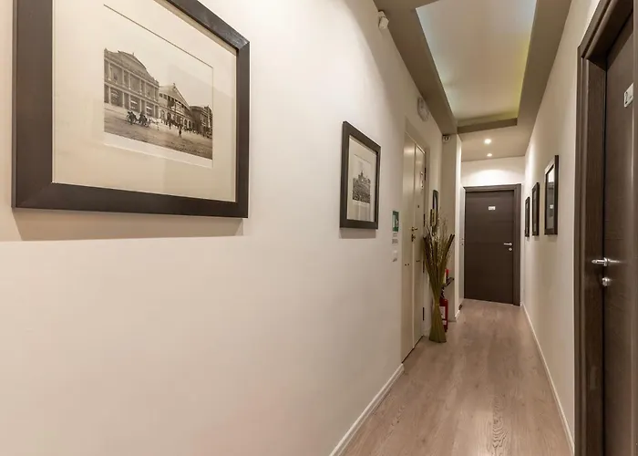 Alojamento de Acomodação e Pequeno-almoço Flowerome Roma